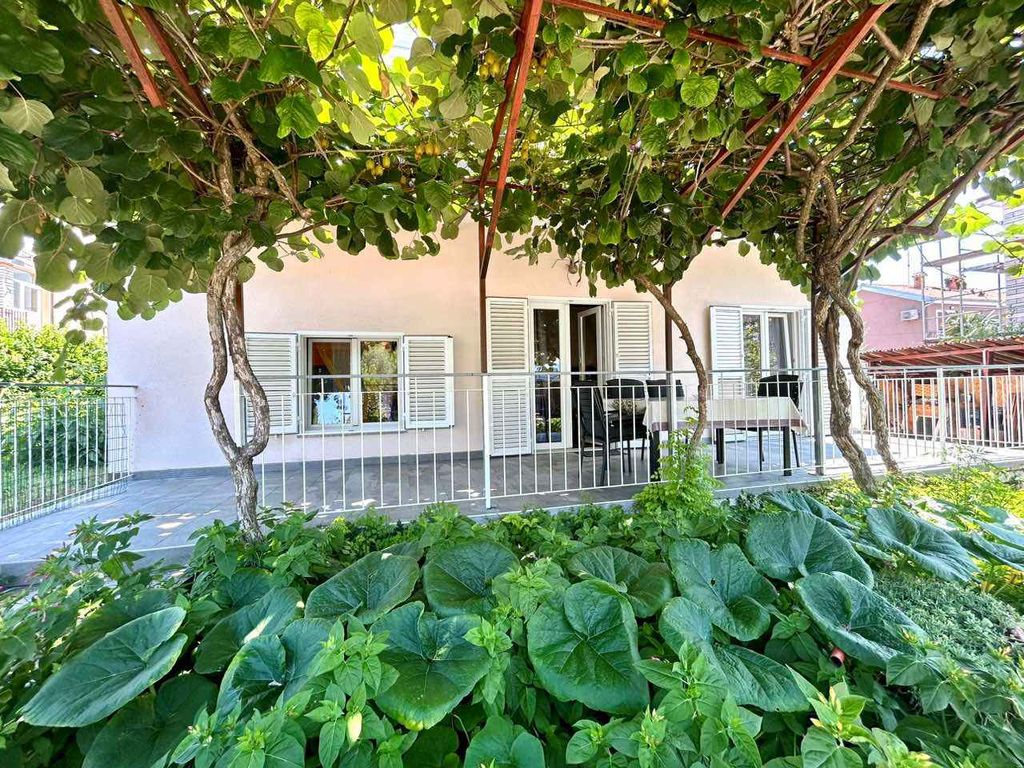 Studio mit Terrasse