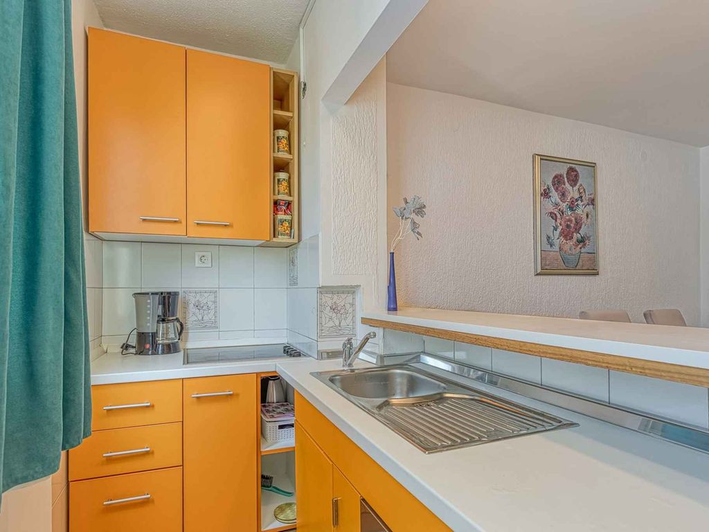 Ferienwohnung mit Balkon und Klimaanlage