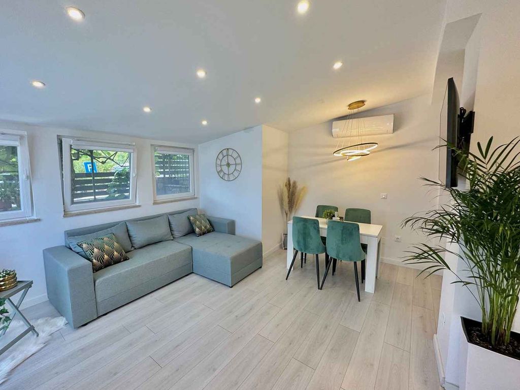 Ferienwohnung mit Klimaanlage und Terrasse