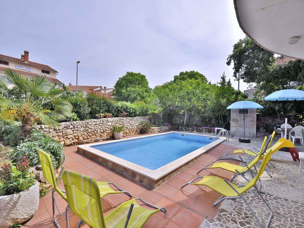 Ferienwohnung in Strandnähe mit Pool