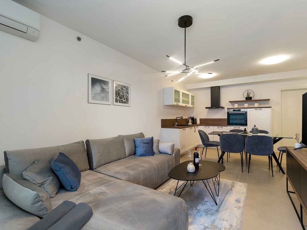 Ferienwohnung Two-Bedroom Apartment No.5 with Balcony