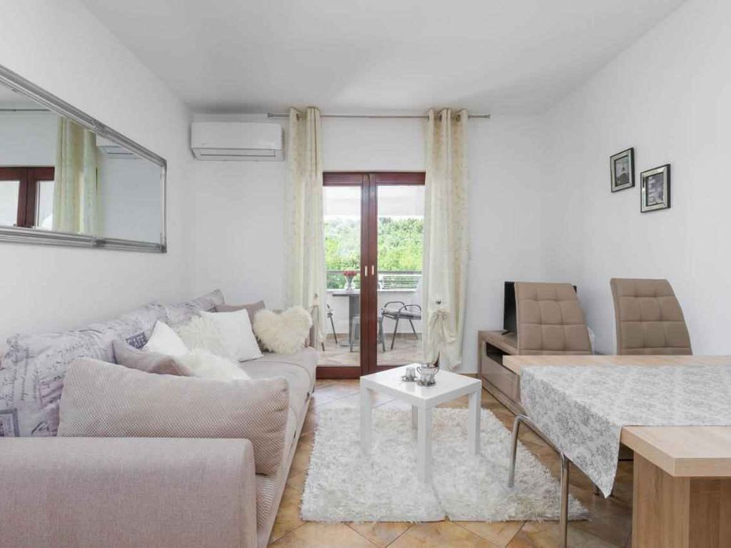 Ferienwohnung mit Klimaanlage und Terrasse