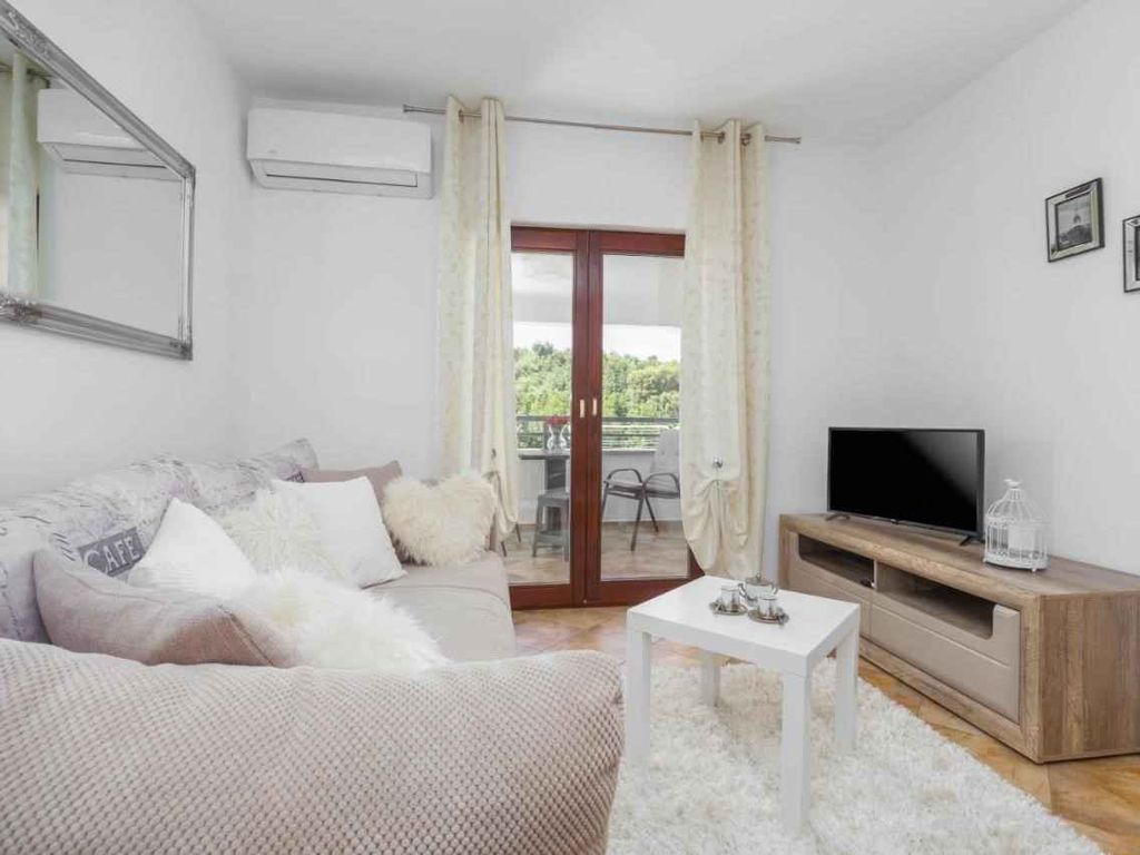 Ferienwohnung mit Klimaanlage und Terrasse