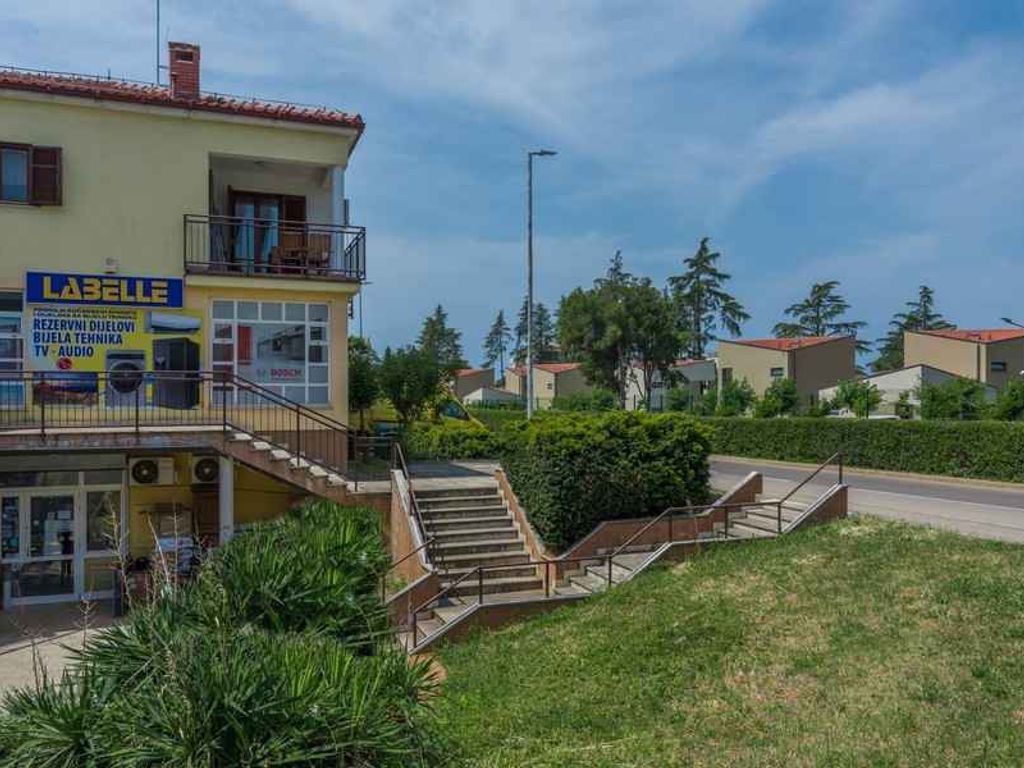 Ferienwohnung mit Klimaanlage und Balkon