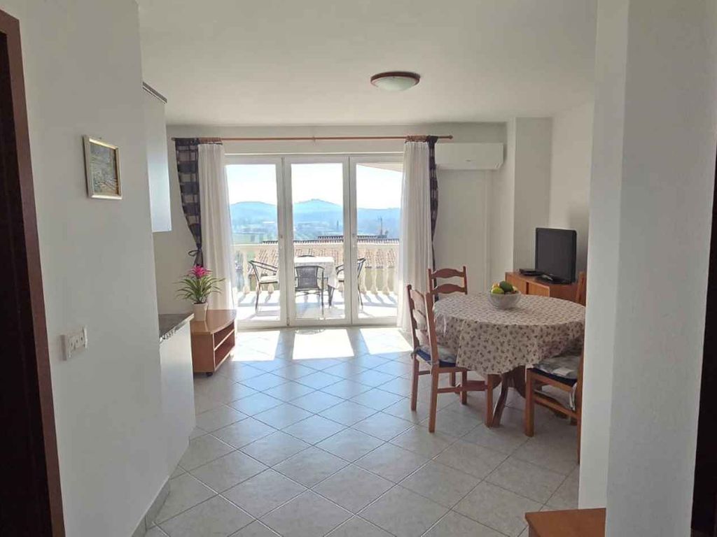 Ferienwohnung mit Terrasse