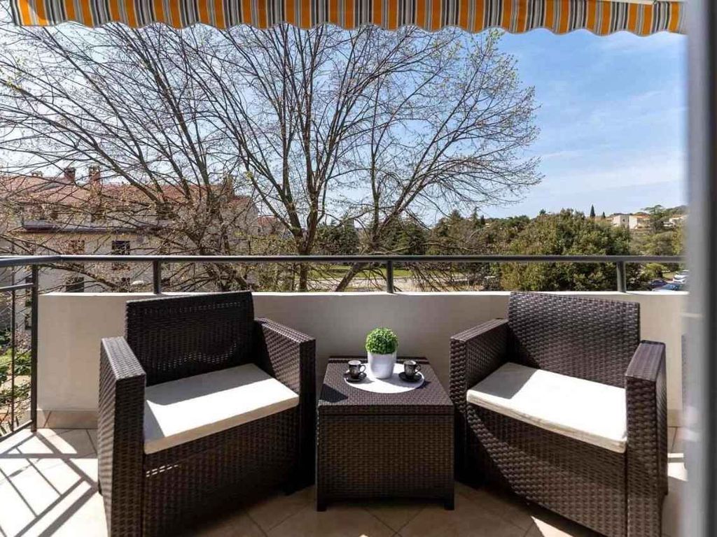 Ferienwohnung mit Klimaanlage und Balkon