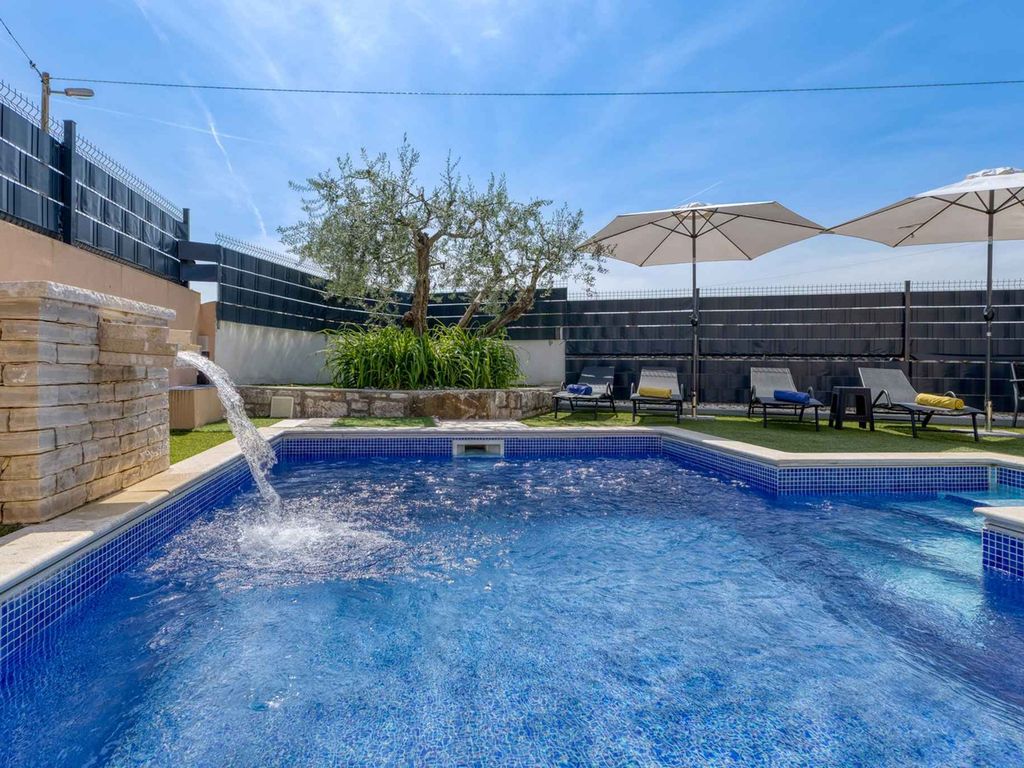 Ferienhaus mit Klimaanlage und Pool