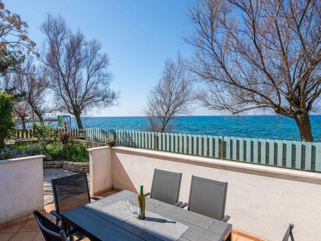Ferienhaus mit Klimaanlage und Meerblick
