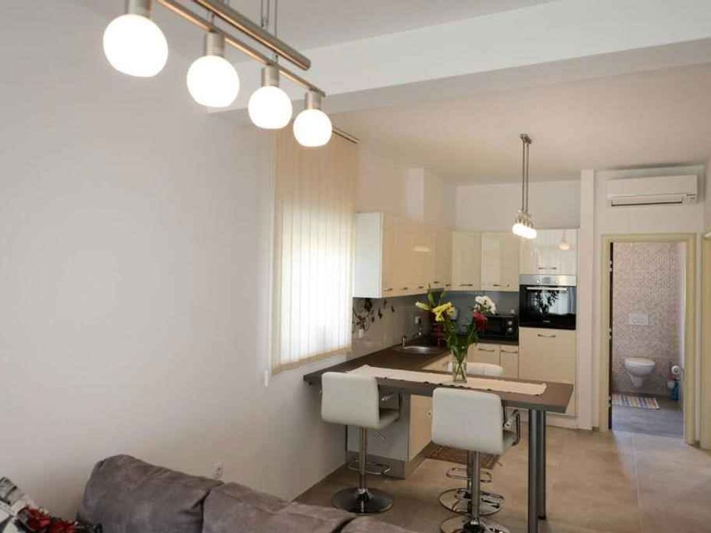 Ferienwohnung mit Pool zur gemeinsamen Nutzung