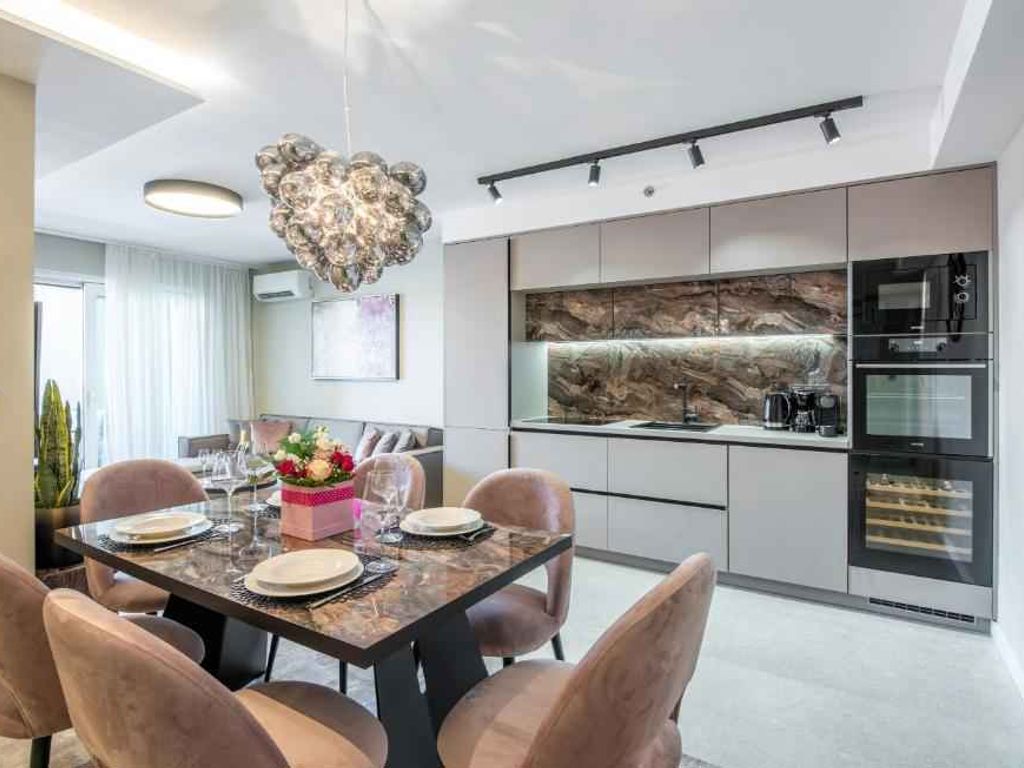 Ferienwohnung mit Balkon und Meerblick