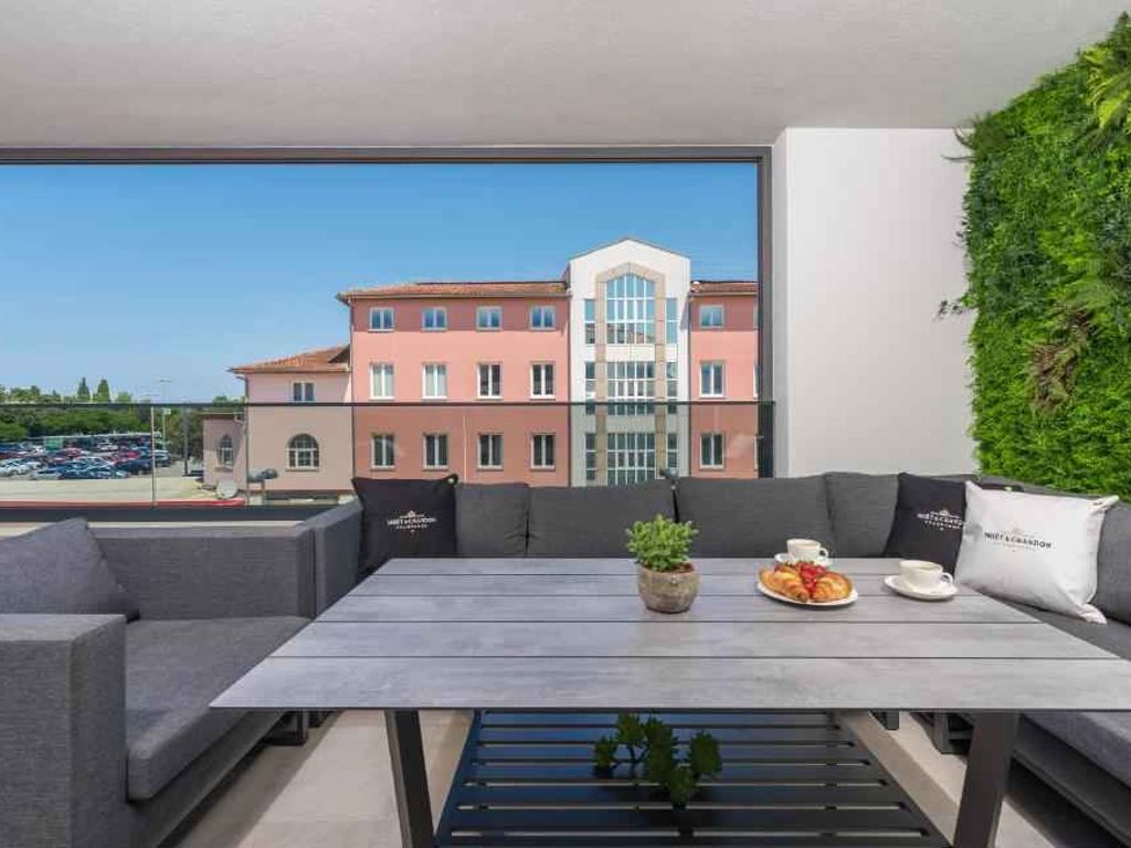 Ferienwohnung mit Klimaanlage und Terrasse