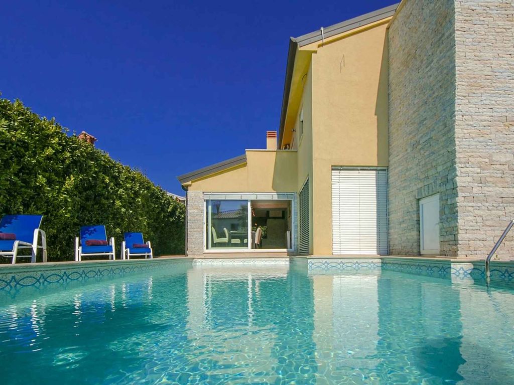 Villa mit privatem Pool, mit Meerblick, in der Nähe des Stadtzentrum