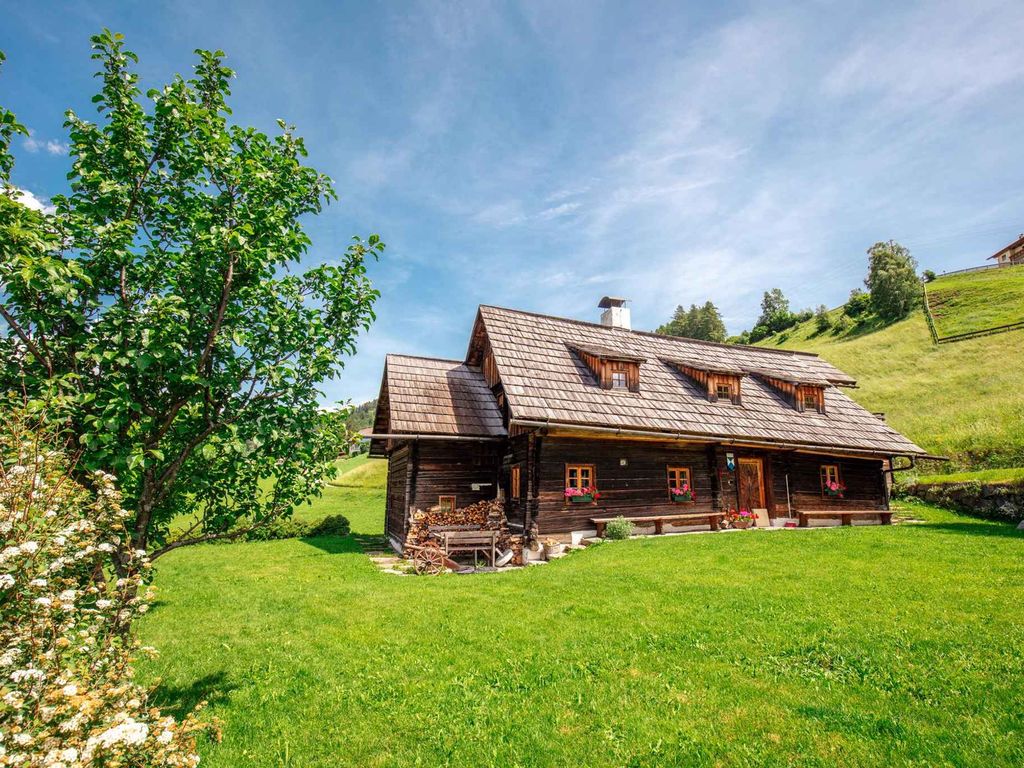 Ferienhaus mit Kachelofen und Wellness-Oase