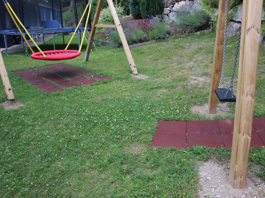 Ferienwohnung in ruhiger und sonniger Hanglage