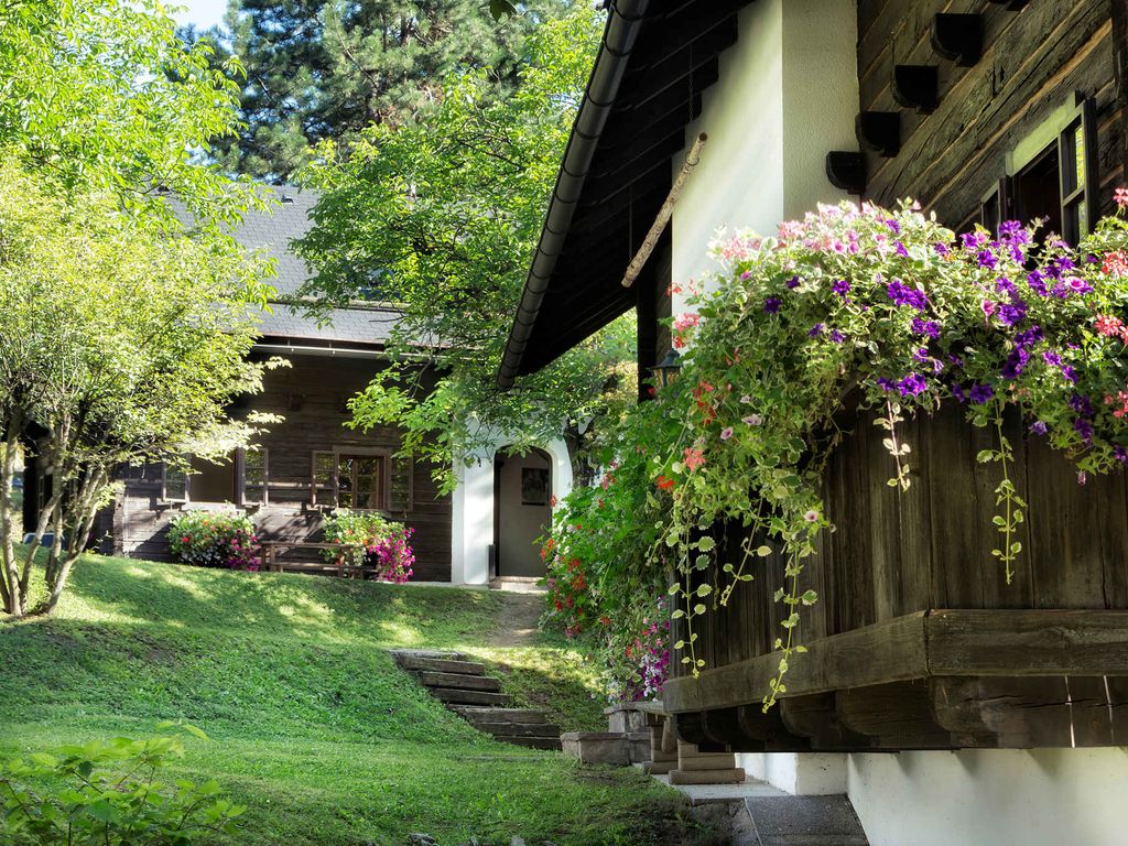 Ferienwohnung mit Hallenbad und Sauna