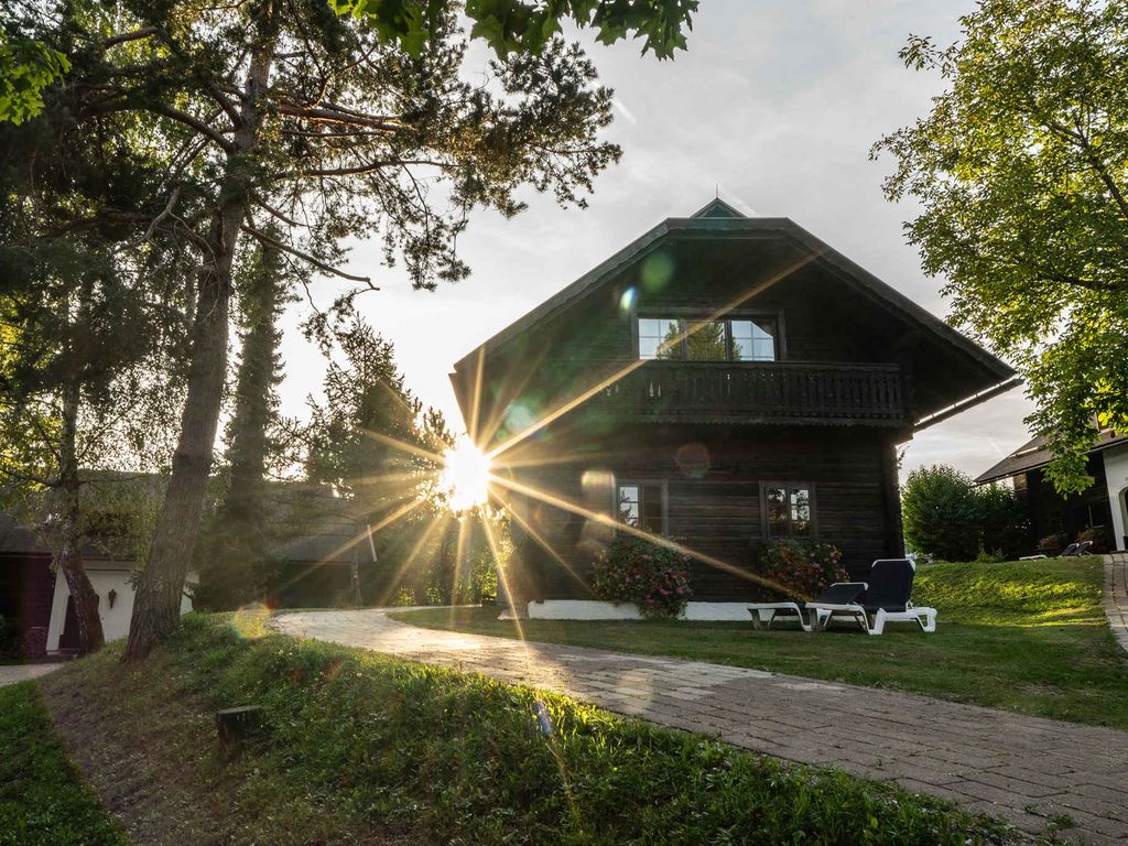 Ferienwohnung mit Hallenbad und Sauna
