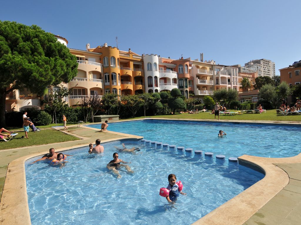 Ferienwohnung mit Klimaanlage und Pool