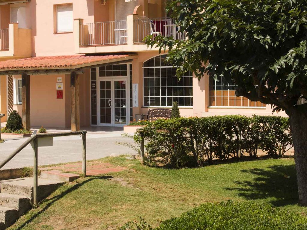 Ferienwohnung mit Balkon und Pool