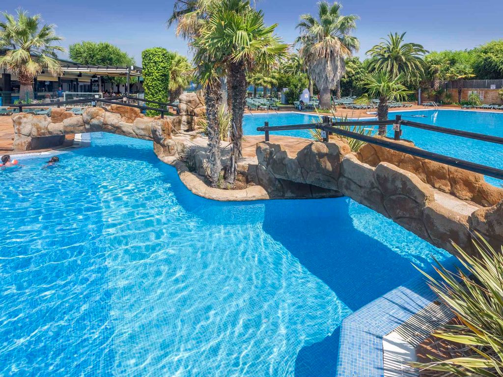 Studio mit Klimaanlage und Pool
