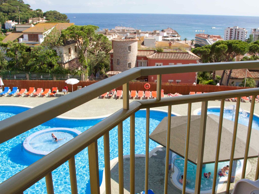 Hotelapartment mit Pool und Klimaanlage