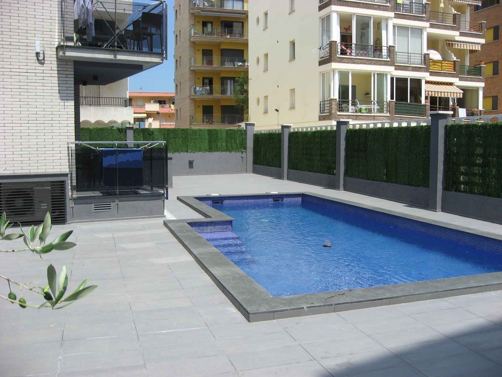 Ferienwohnung mit Klimaanlage und Pool
