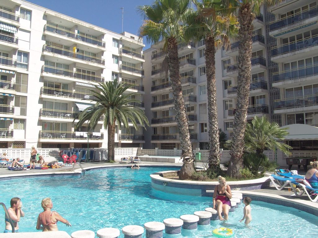 Ferienwohnung mit Klimaanlage und Pool
