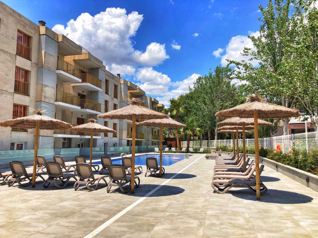 Hotelapartment mit Pool und Klimaanlage