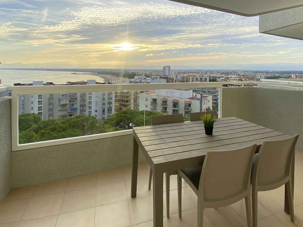 Hotelapartment mit Klimaanlage und Pool