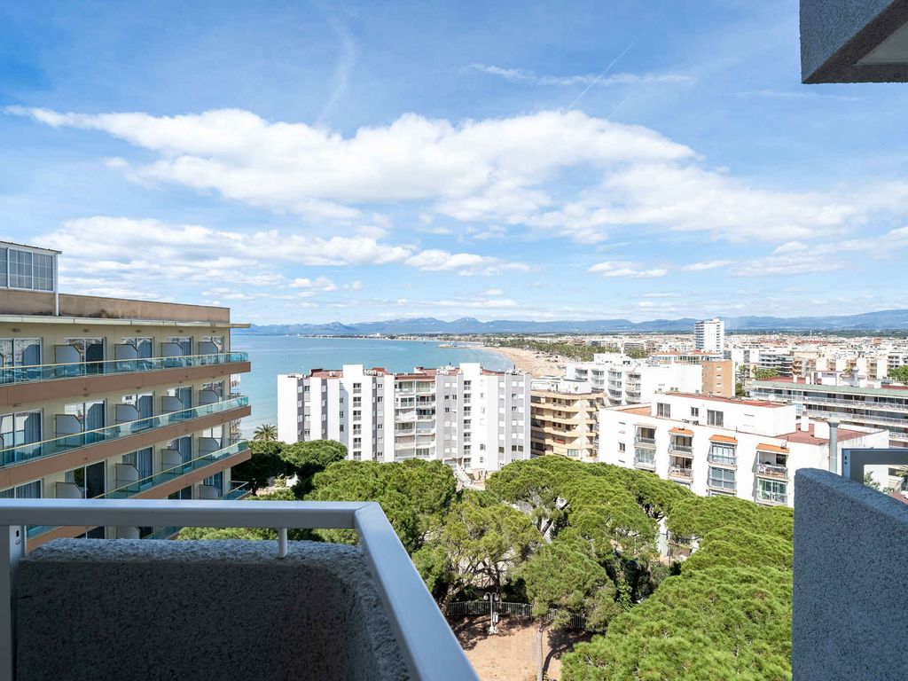 Hotelapartment mit Klimaanlage und Pool