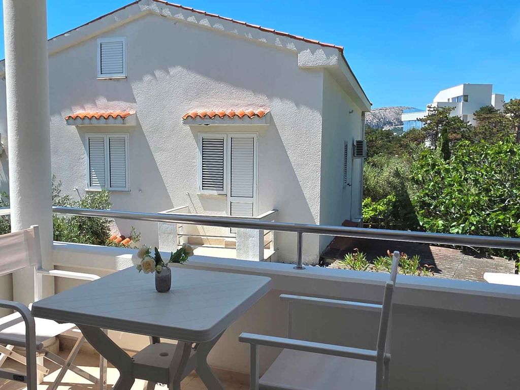 Ferienwohnung mit Pool zur gemeinsamen Nutzung