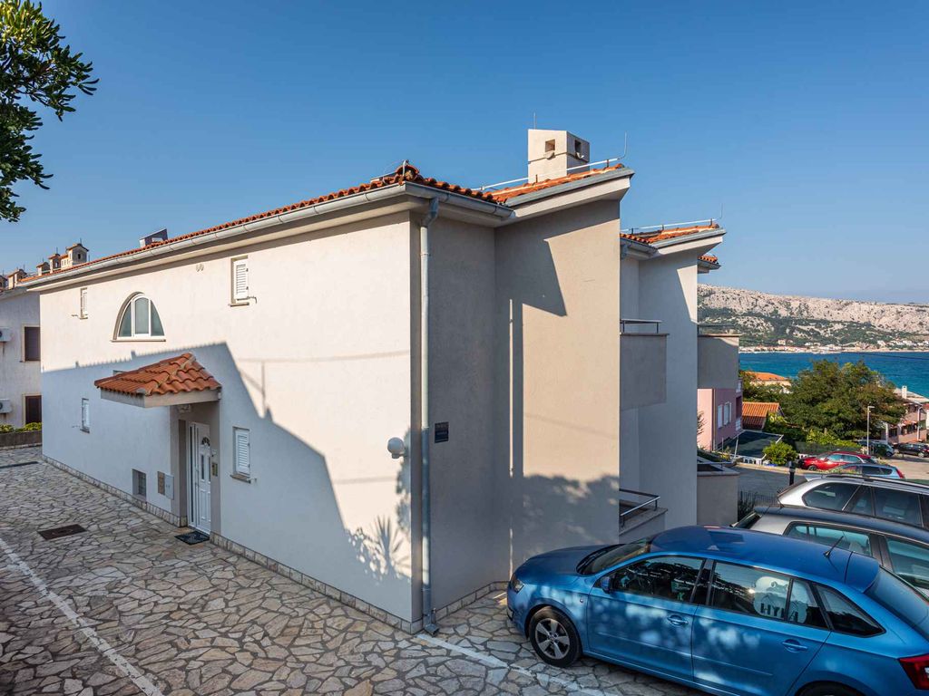 Ferienwohnung am Meer mit Grill und Blick auf ein Panorama