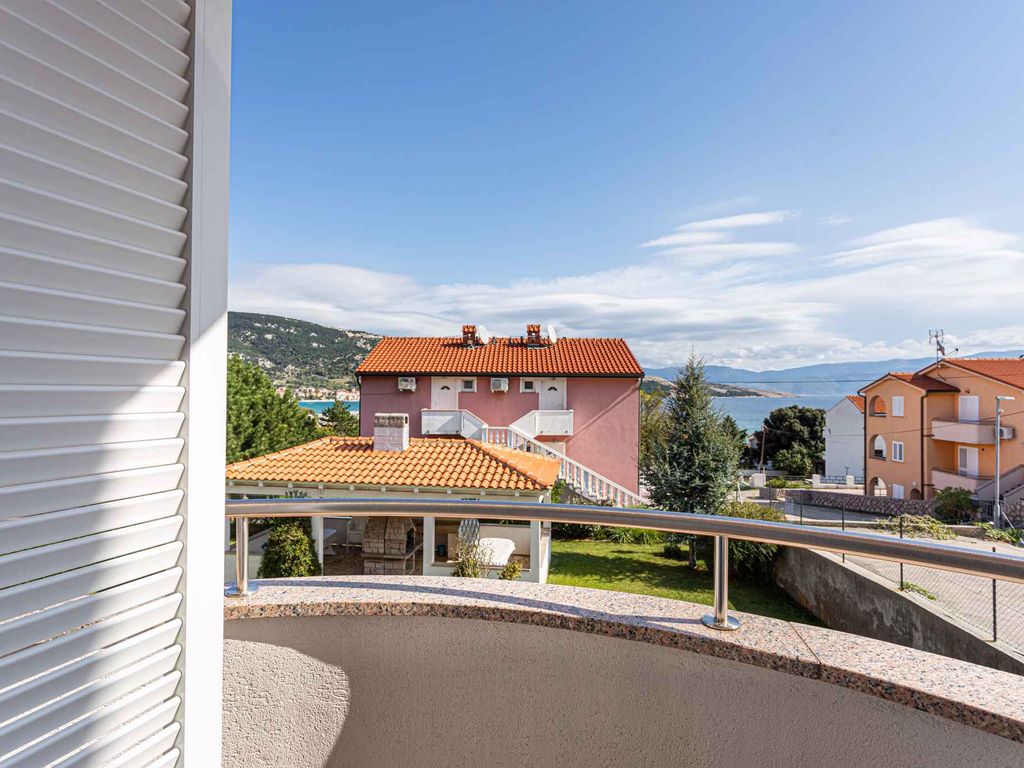 Ferienwohnung am Meer mit Grill und Blick auf ein Panorama