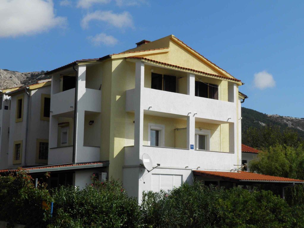 Ferienwohnung mit Balkon und Klimaanlage