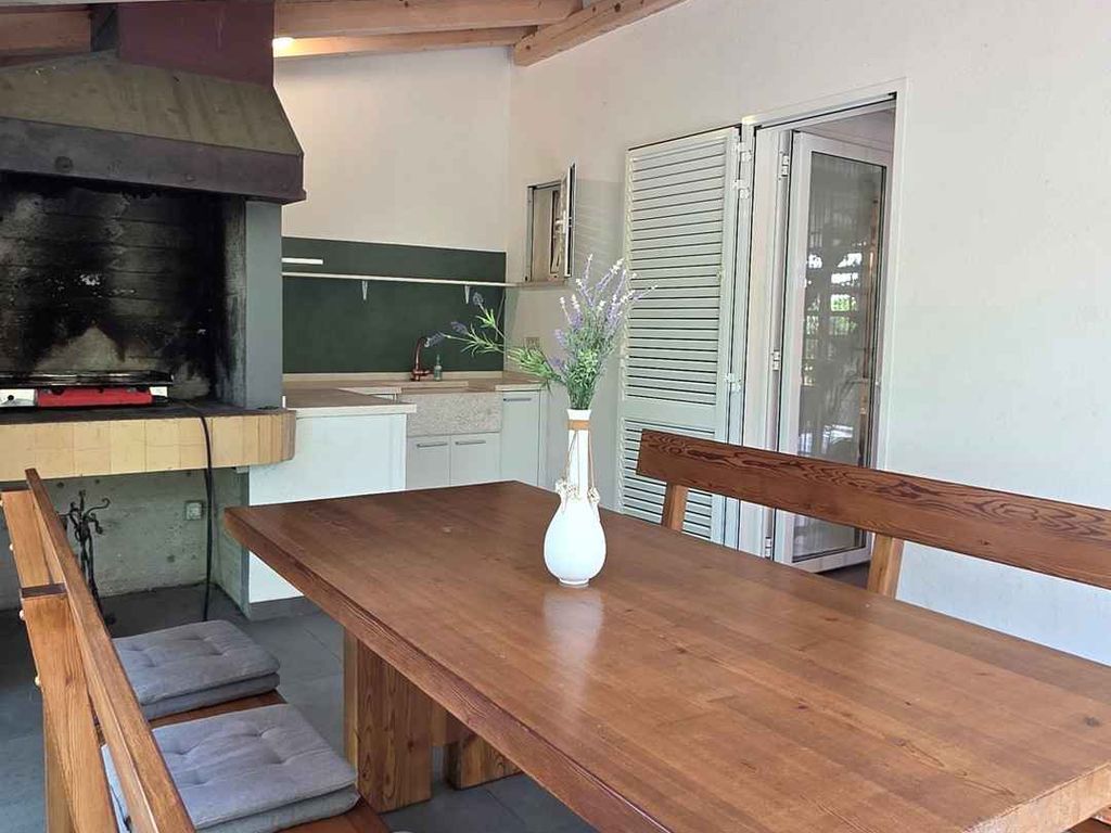 Ferienhaus mit Klimaanlage und Grillterrasse