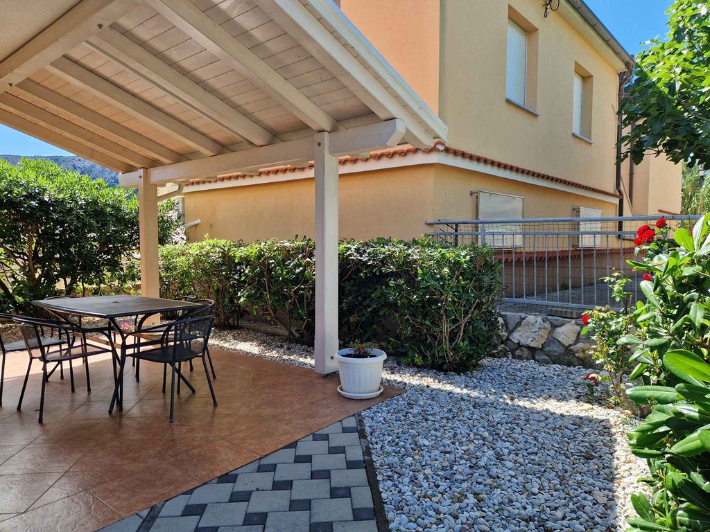 Ferienwohnung mit Terrasse und Klimaanlage