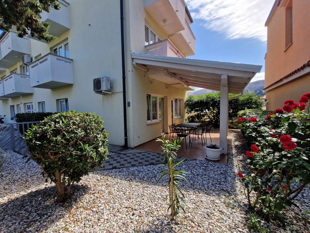 Ferienwohnung mit Terrasse und Klimaanlage