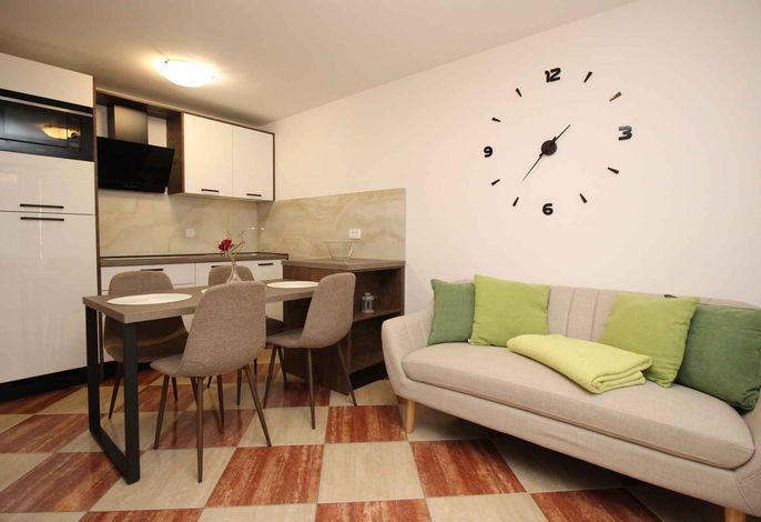 Ferienwohnung mit Balkon und Klimaanlage