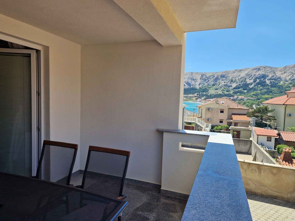Ferienwohnung mit Balkon und Klimaanlage