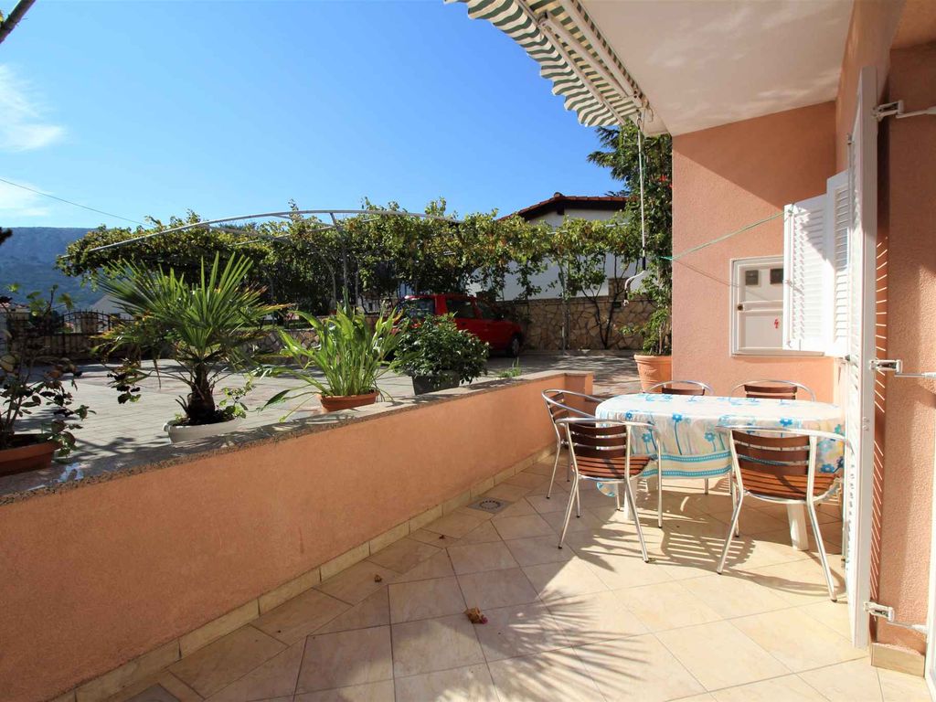Ferienwohnung mit Klimaanlage, Waschmaschine und Grillmöglichkeit