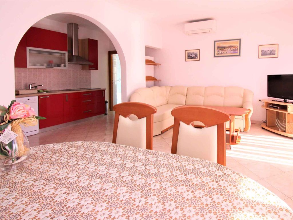 Ferienwohnung mit Klimaanlage, Waschmaschine und Grillmöglichkeit