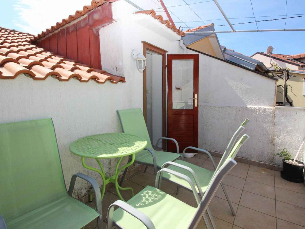 Ferienwohnung mit Klimaanlage nur 50 m vom Strand