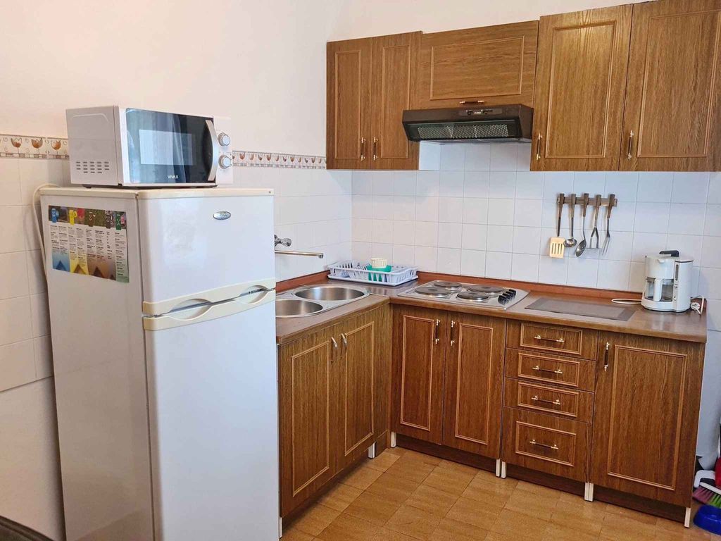 Ferienwohnung mit Balkon und Klimaanlage