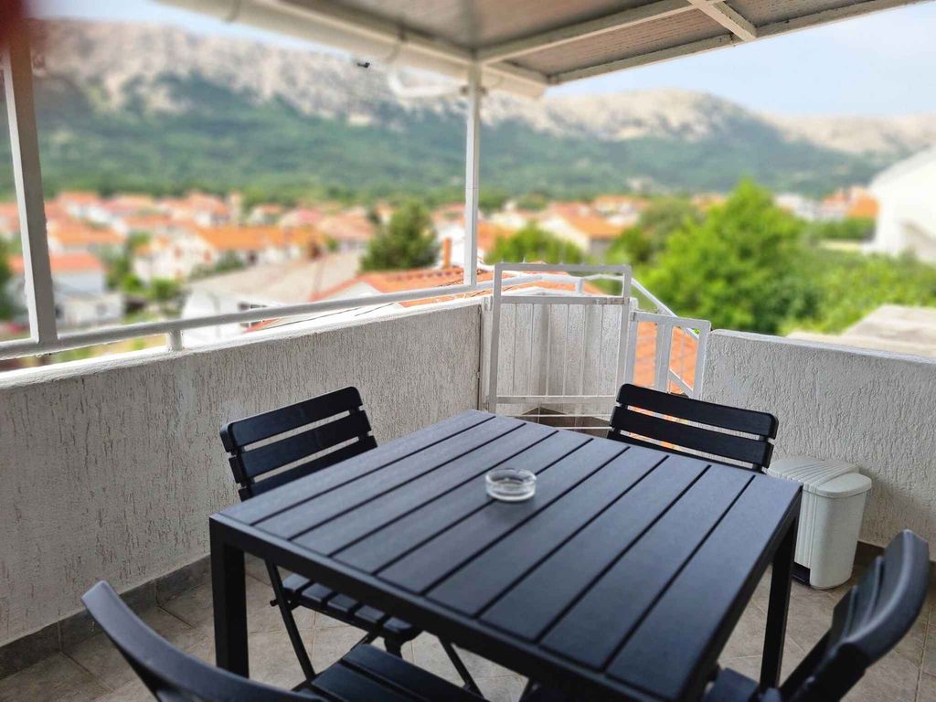 Ferienwohnung mit Balkon und Klimaanlage