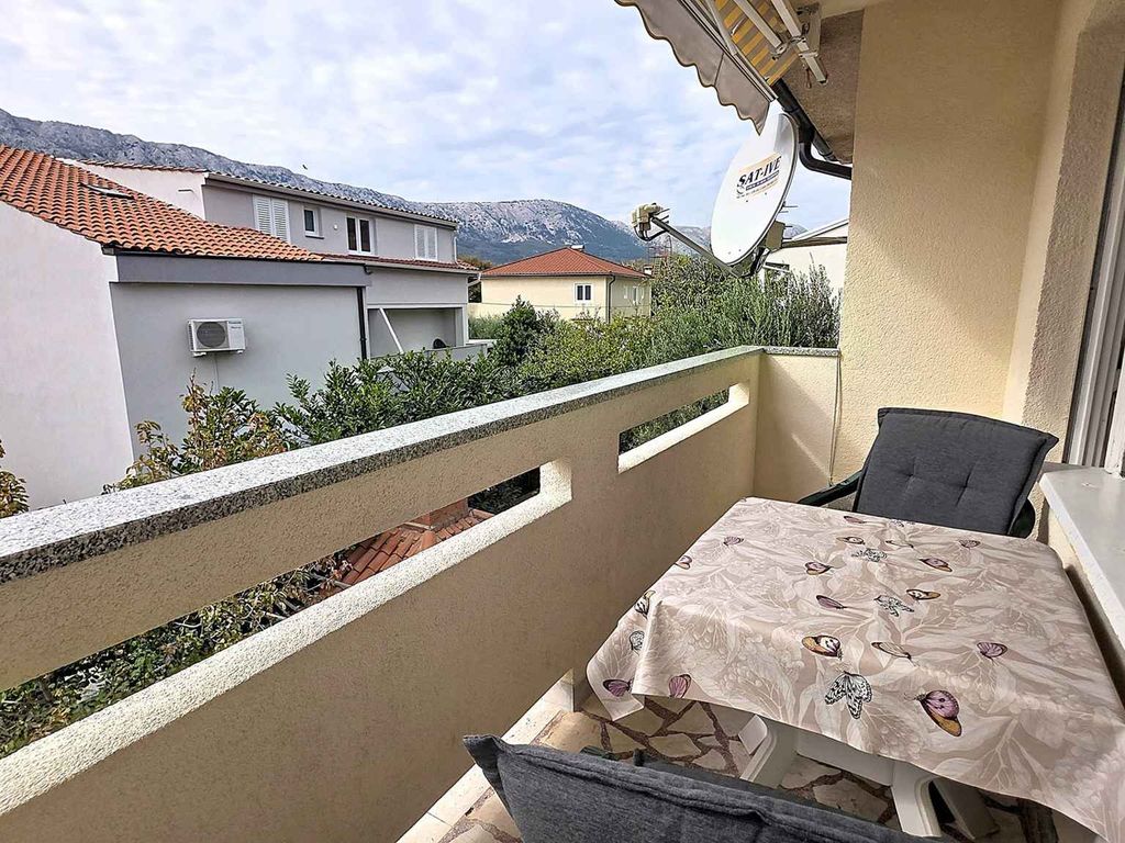 Ferienwohnung mit Klimaanlage und Balkon