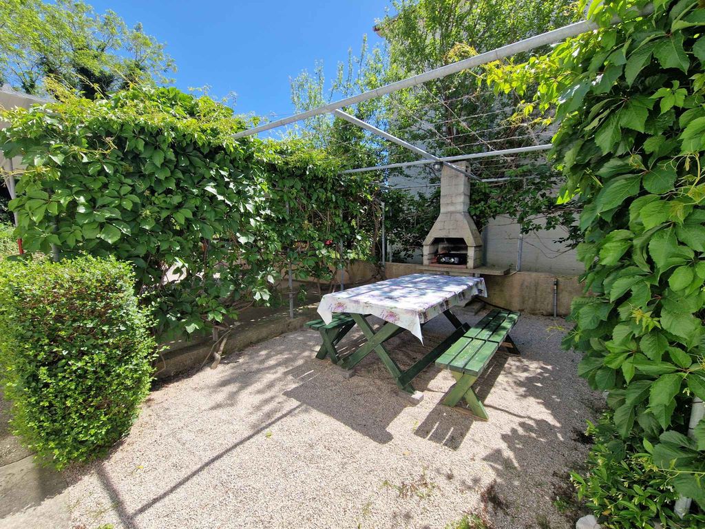 Ferienwohnung mit Klimaanlage und Terrasse