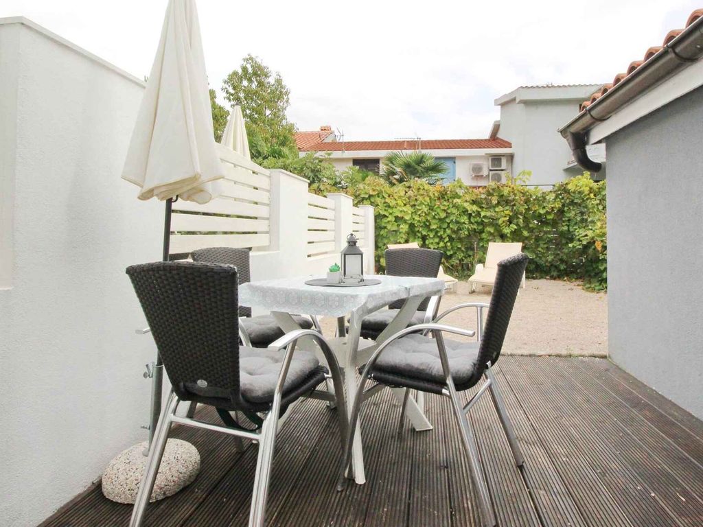 Ferienwohnung mit Klimaanlage und Terrasse