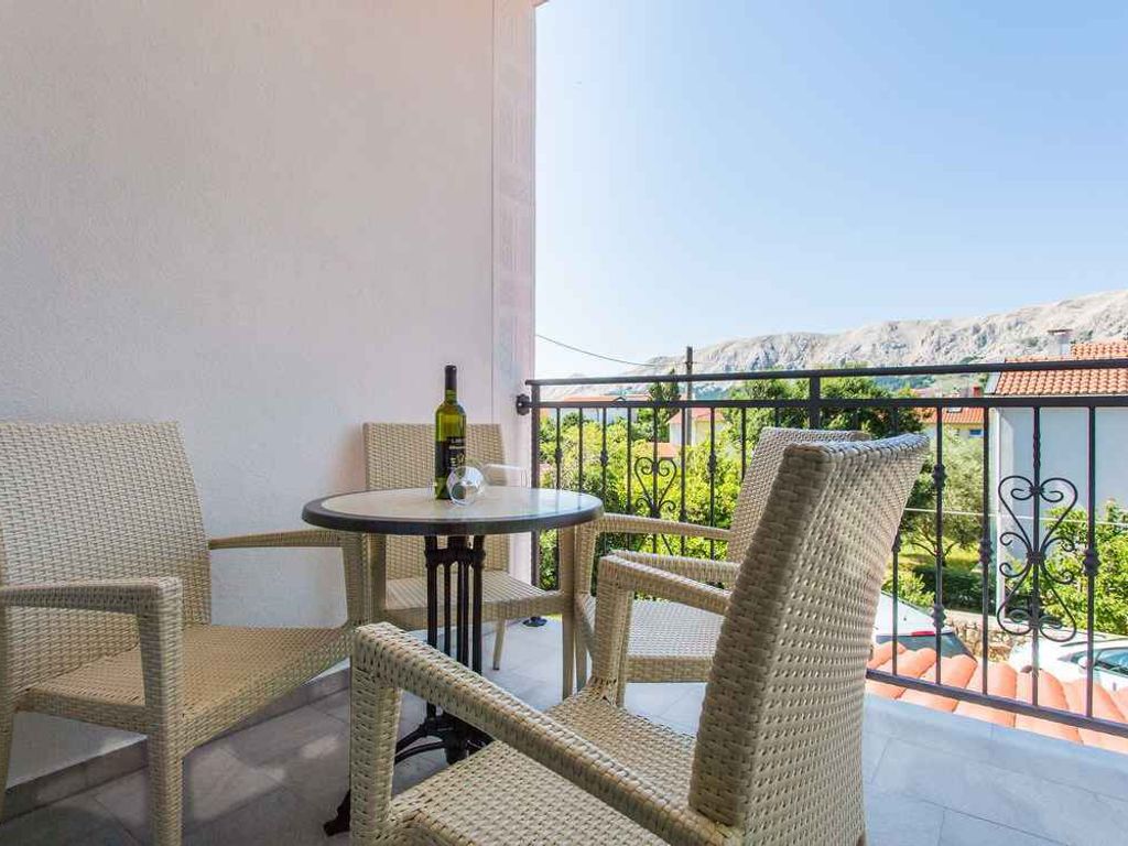 Ferienwohnung mit Klimaanlage und Balkon