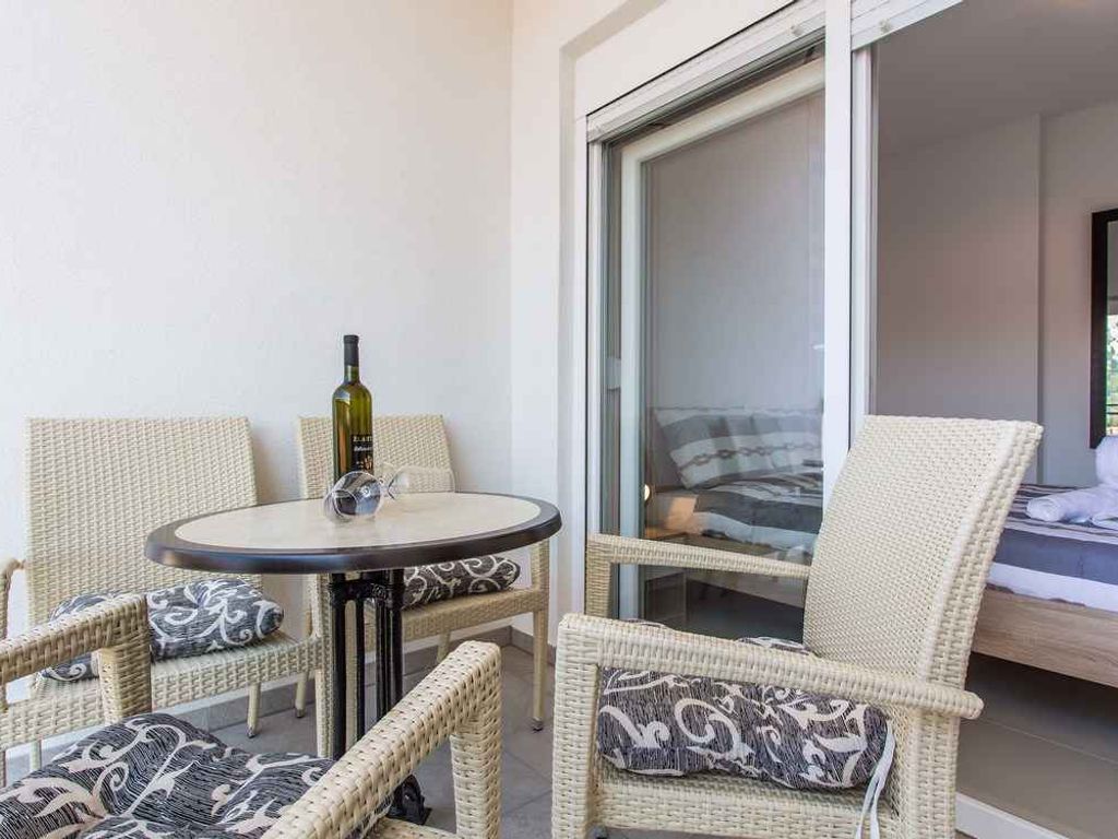 Ferienwohnung mit Klimaanlage und Balkon