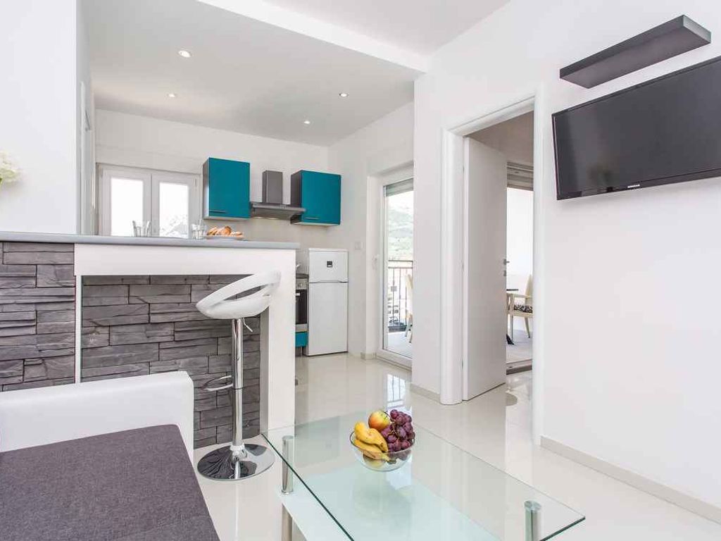 Ferienwohnung mit Klimaanlage und Balkon