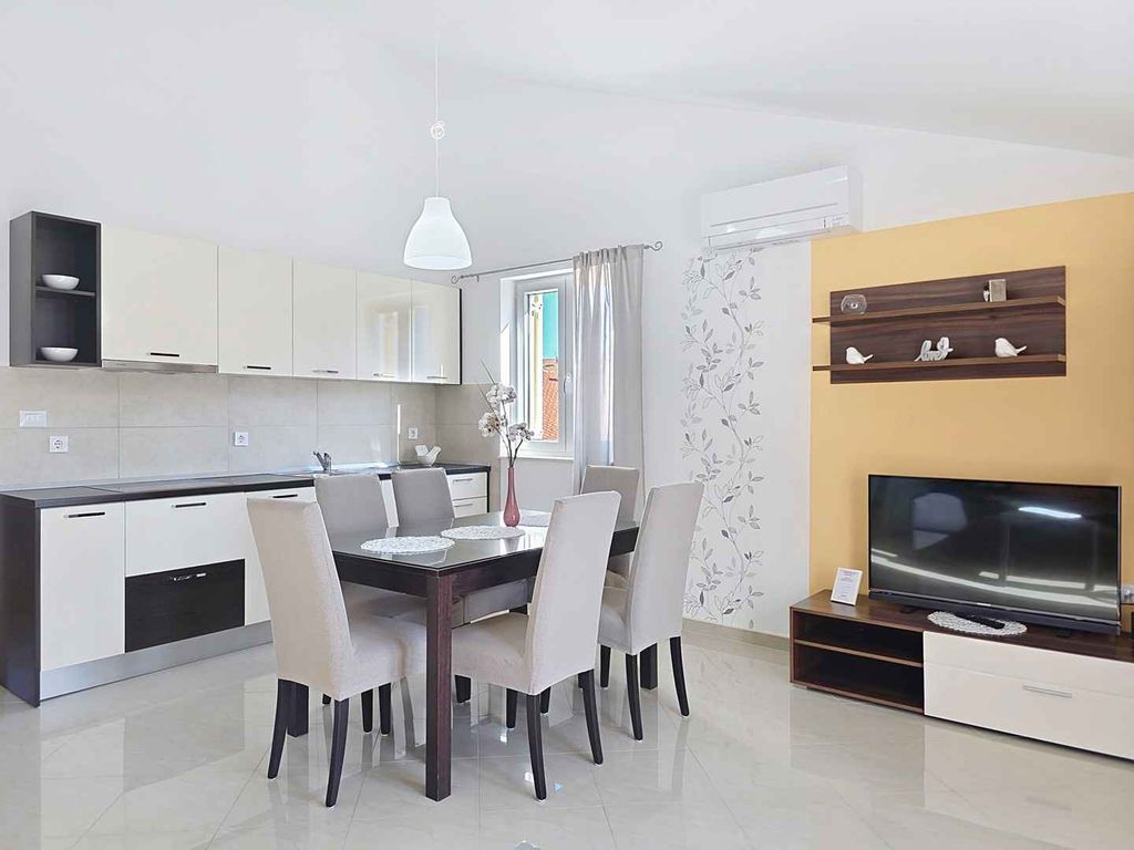 Ferienwohnung mit Pool zur gemeinsamen Nutzung